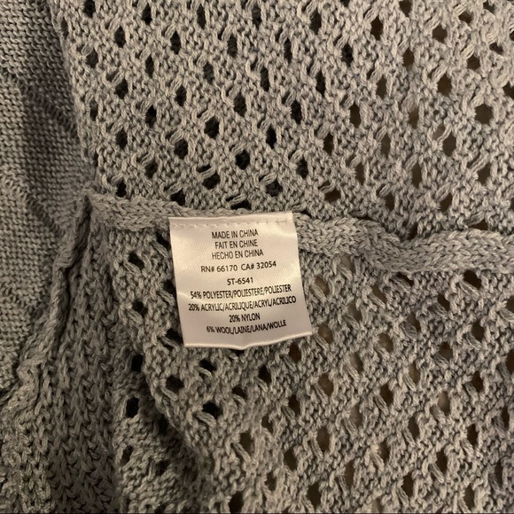 MOTH Urban Outfitters Sleeveless Scoop Neck Sweater Gray Womens Size Small - Picture 7 of 8